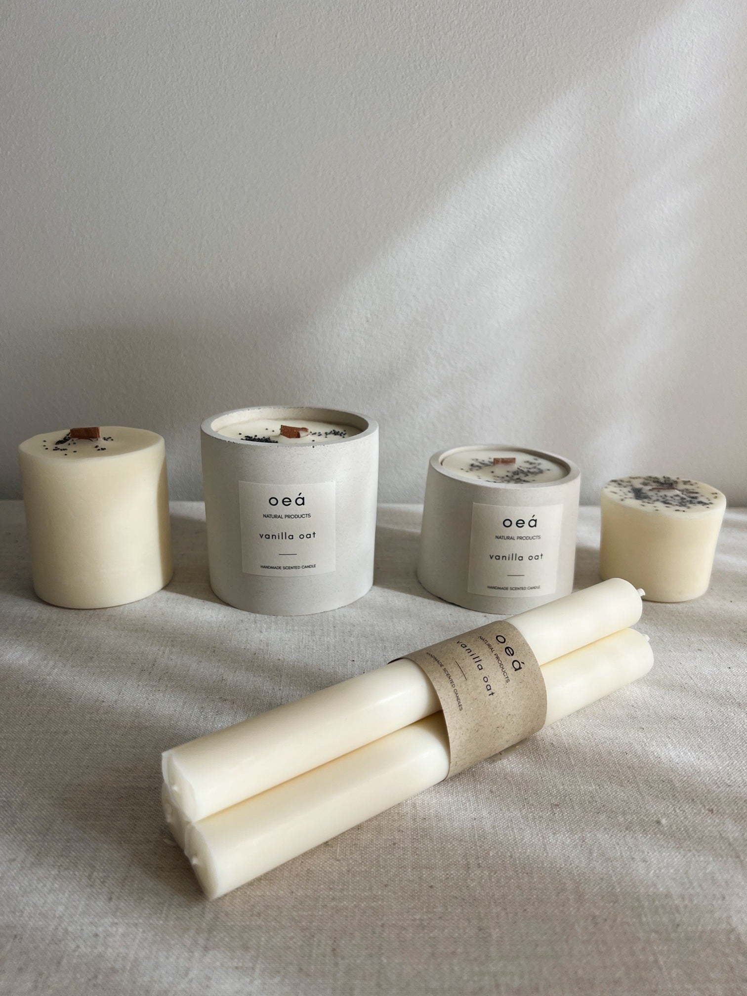 Candle 'vanilla oat' with vanilla and orange scent (125g)