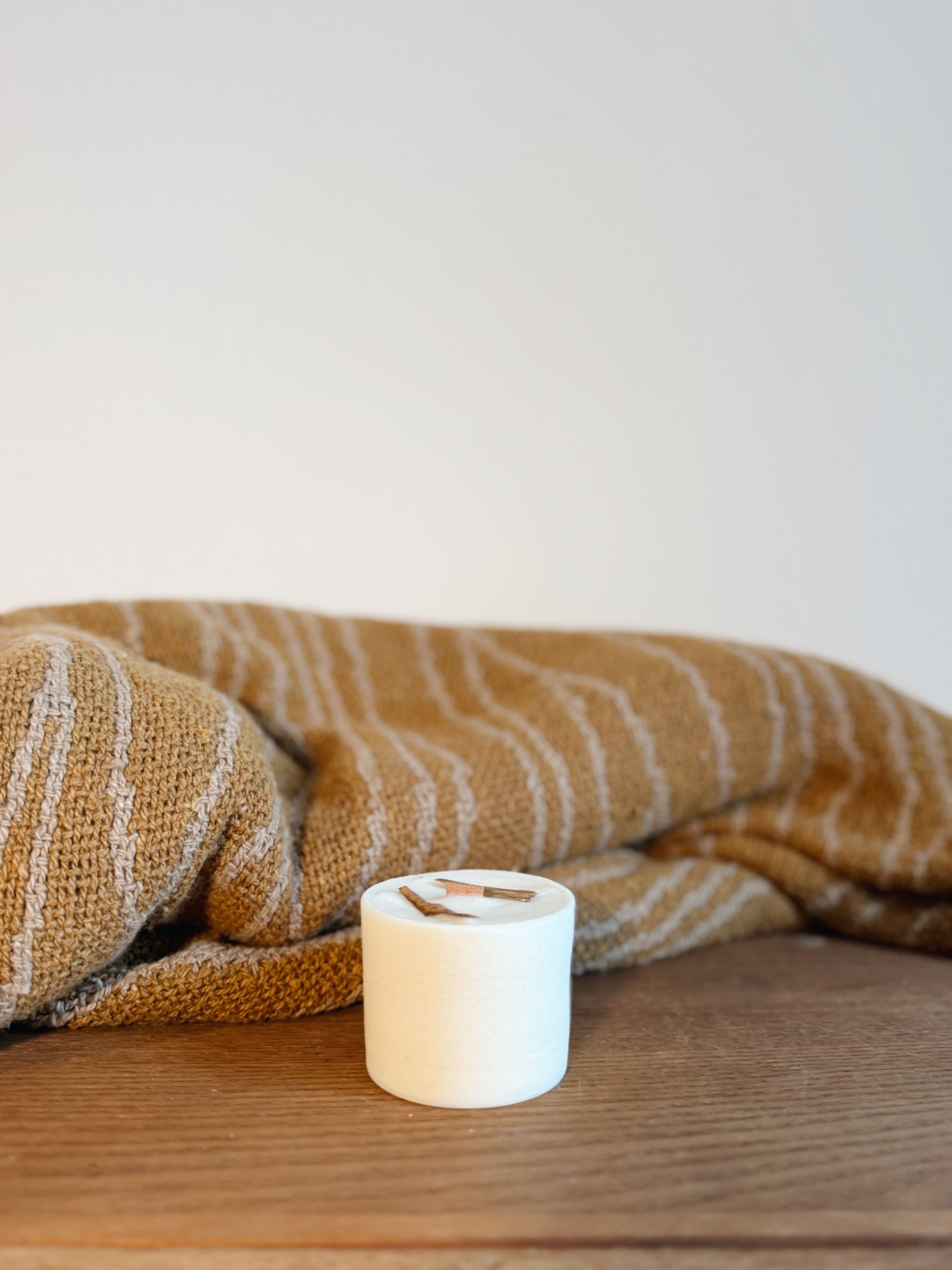 Nachfüllkerze 'Chai' – Warme Gewürznoten für dein Betongefäß (125g)